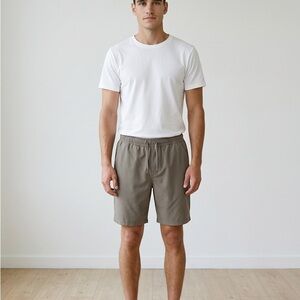 lululemon athletica Men's Drawstring Athletic Shorts - Taupe Gray size small